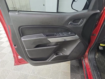 2016 Chevrolet Colorado LT Crew Cab Medium Bed 4LT – miniatura 9