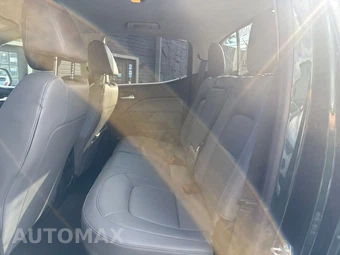 2016 Chevrolet Colorado LT Crew Cab Medium Bed 4LT - miniatura 9