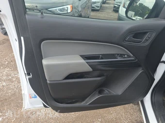 2016 Chevrolet Colorado WT Extended Cab Long Bed 2WT w/Rear Doors - miniatura 9