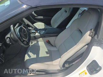2016 Chevrolet Corvette Stingray Convertible 1LT - miniatura 3
