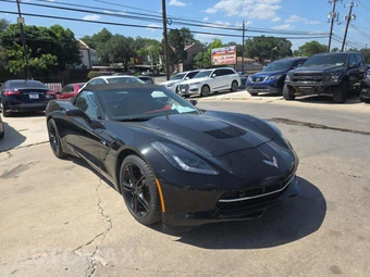 2016 Chevrolet Corvette Stingray Convertible 3LT - miniatura 4