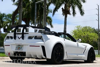 2016 Chevrolet Corvette Z06 Convertible 3LZ - miniatura 12