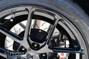 2016 Chevrolet Corvette Z06 Convertible 3LZ - miniatura 17