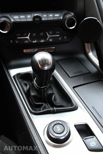 2016 Chevrolet Corvette Z06 Coupe 2LZ - miniatura 28