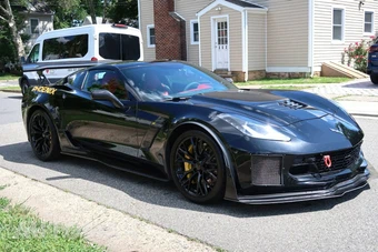 2016 Chevrolet Corvette Z06 Coupe 3LZ - miniatura 3