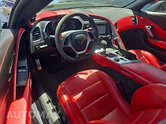 2016 Chevrolet Corvette Z06 Coupe 3LZ - miniatura 31
