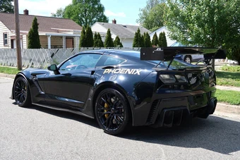 2016 Chevrolet Corvette Z06 Coupe 3LZ - miniatura 4