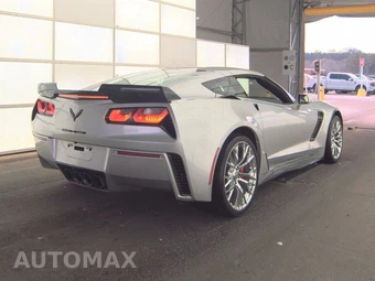 2016 Chevrolet Corvette Z06 Coupe 3LZ - miniatura 4