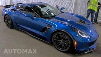 2016 Chevrolet Corvette Z06 Coupe 3LZ - miniatura 3