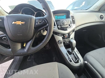 2016 Chevrolet Cruze Limited 1LT 1SD - miniatura 11