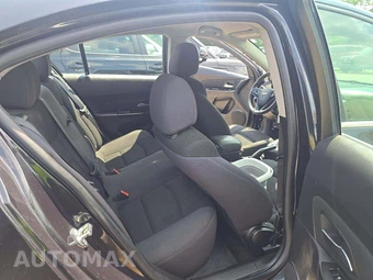 2016 Chevrolet Cruze Limited 1LT 1SD - miniatura 13