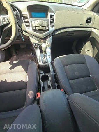 2016 Chevrolet Cruze Limited 1LT 1SD - miniatura 10