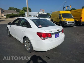2016 Chevrolet Cruze Limited LS 1SB – miniatura 2
