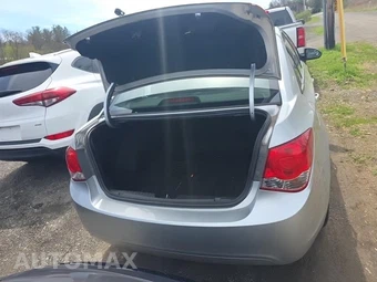 2016 Chevrolet Cruze Limited LS 1SB - miniatura 19