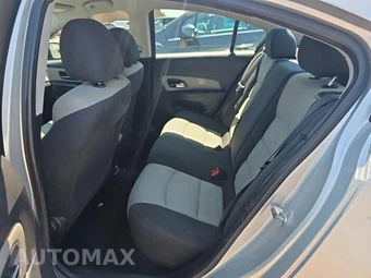 2016 Chevrolet Cruze Limited LS 1SB - miniatura 10