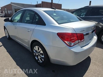 2016 Chevrolet Cruze Limited LS 1SB - miniatura 6