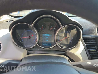 2016 Chevrolet Cruze Limited LS 1SB – miniatura 9