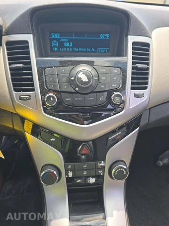2016 Chevrolet Cruze Limited LS 1SB - miniatura 28