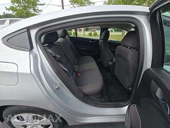 2016 Chevrolet Cruze LS 1SB - miniatura 13