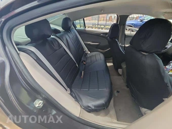2016 Chevrolet Cruze LT 1SD - miniatura 16