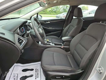 2016 Chevrolet Cruze LT 1SD - miniatura 6