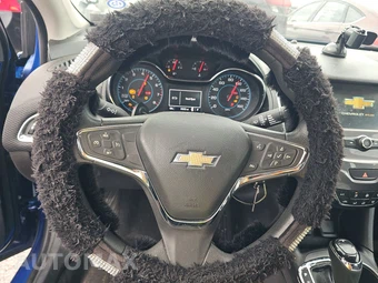 2016 Chevrolet Cruze LT 1SD - miniatura 10
