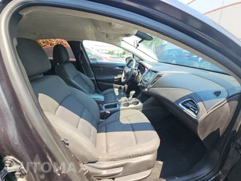 2016 Chevrolet Cruze LT 1SD - miniatura 8