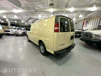 2016 Chevrolet Express 2500 Base - miniatura 2
