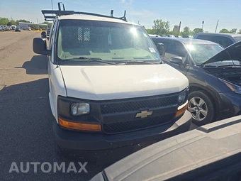 2016 Chevrolet Express 2500 Cargo Van – miniatura 2