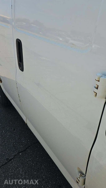 2016 Chevrolet Express 2500 Cargo Van – miniatura 34