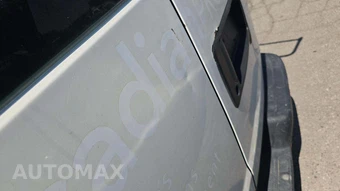 2016 Chevrolet Express 2500 Cargo Van – miniatura 44