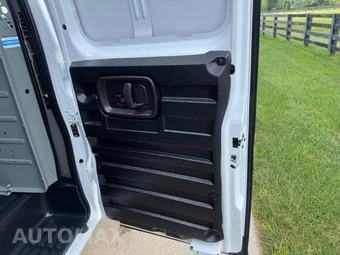 2016 Chevrolet Express 2500 Cargo Van 1WT 135.0" WB - miniatura 20