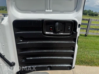 2016 Chevrolet Express 2500 Cargo Van 1WT 135.0" WB - miniatura 26