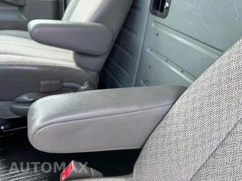 2016 Chevrolet Express 2500 Cargo Van 1WT 135.0" WB - miniatura 33