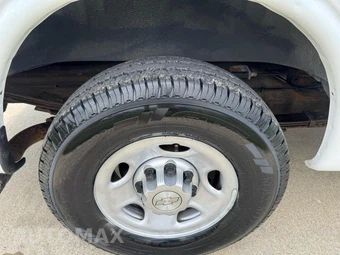 2016 Chevrolet Express 2500 Cargo Van 1WT 135.0" WB - miniatura 48