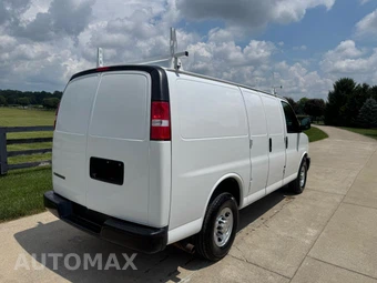 2016 Chevrolet Express 2500 Cargo Van 1WT 135.0" WB - miniatura 5