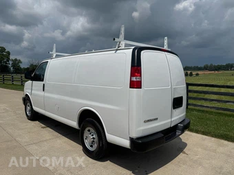 2016 Chevrolet Express 2500 Cargo Van 1WT 135.0" WB - miniatura 6