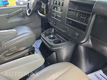 2016 Chevrolet Express 2500 Cargo Van 1WT 135.0" WB - miniatura 16
