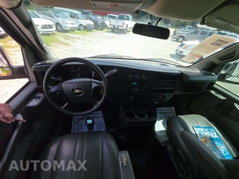 2016 Chevrolet Express 2500 Cargo Van 1WT 135.0" WB - miniatura 7