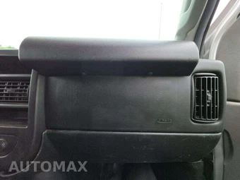 2016 Chevrolet Express 2500 Cargo Van 1WT 135.0" WB – miniatura 19