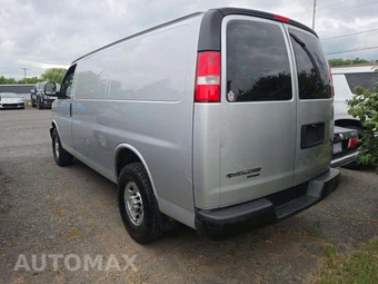 2016 Chevrolet Express 2500 Cargo Van 1WT 135.0" WB – miniatura 2
