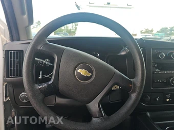2016 Chevrolet Express 2500 Cargo Van 1WT 135.0" WB - miniatura 10