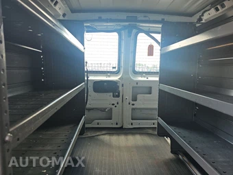 2016 Chevrolet Express 2500 Cargo Van 1WT 135.0" WB - miniatura 14