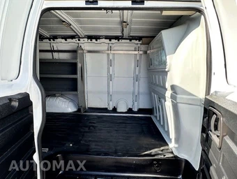 2016 Chevrolet Express 2500 Cargo Van 1WT 135.0" WB - miniatura 16
