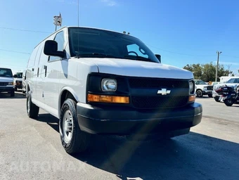2016 Chevrolet Express 2500 Cargo Van 1WT 135.0" WB - miniatura 3