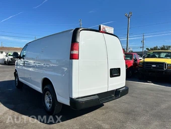 2016 Chevrolet Express 2500 Cargo Van 1WT 135.0" WB - miniatura 7