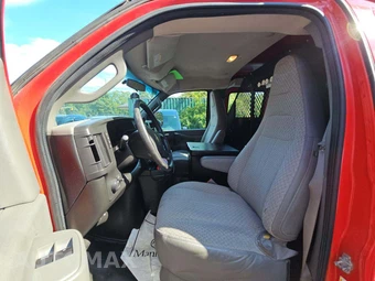 2016 Chevrolet Express 2500 Cargo Van 1WT 135.0" WB - miniatura 6