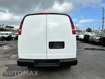 2016 Chevrolet Express 2500 Cargo Van 1WT 135.0" WB - miniatura 6