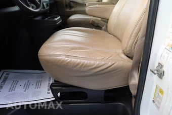 2016 Chevrolet Express 2500 Cargo Van 1WT 135.0" WB - miniatura 6