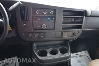 2016 Chevrolet Express 2500 Cargo Van 1WT 135.0" WB - miniatura 9